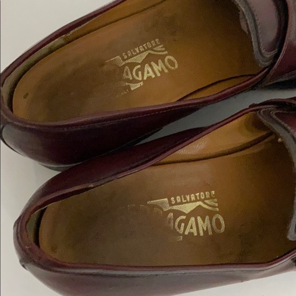 Salvatore Ferragamo vtg men’s leather loafers 8.5 main image 8